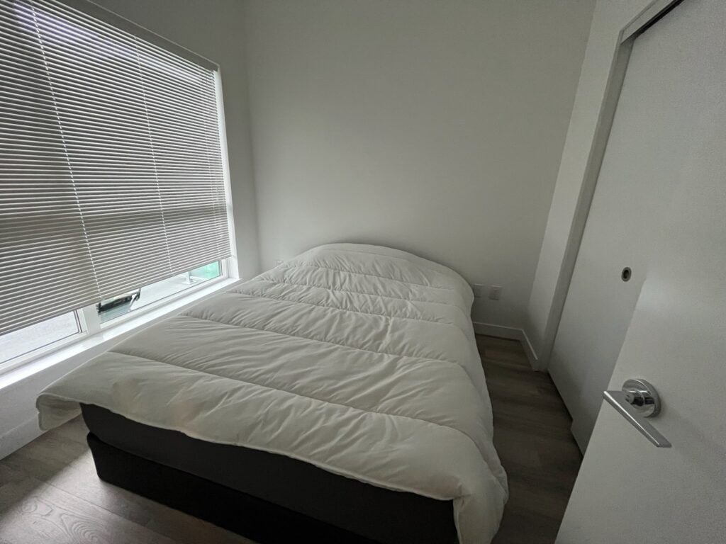 1BDRM Furnished Apartment