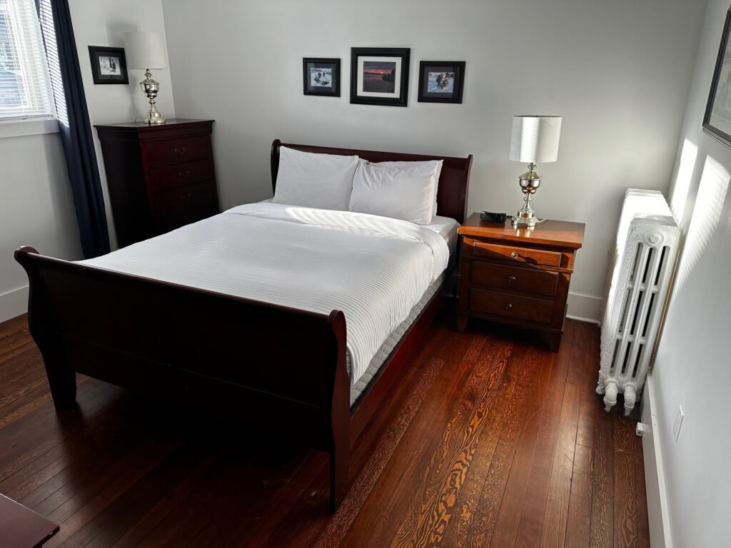 Large comfy 1 Bedroom Furnished Apartment Downtown Charlottetown