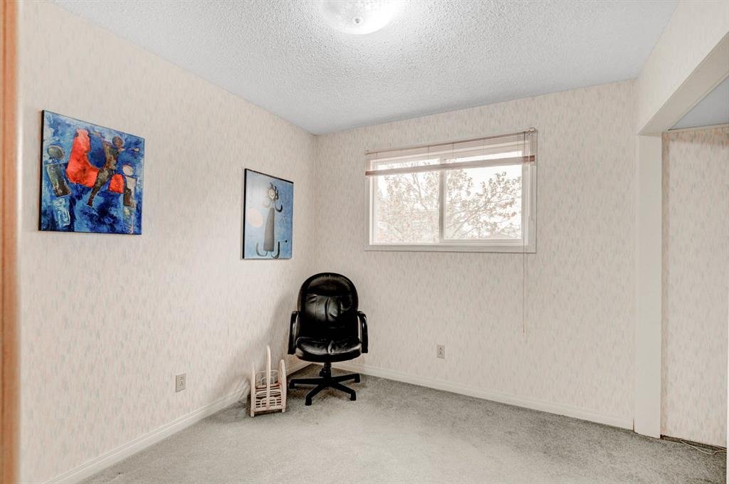 Available for Rent - Charming 4-Bedroom House with living and family room in a Prime Location!