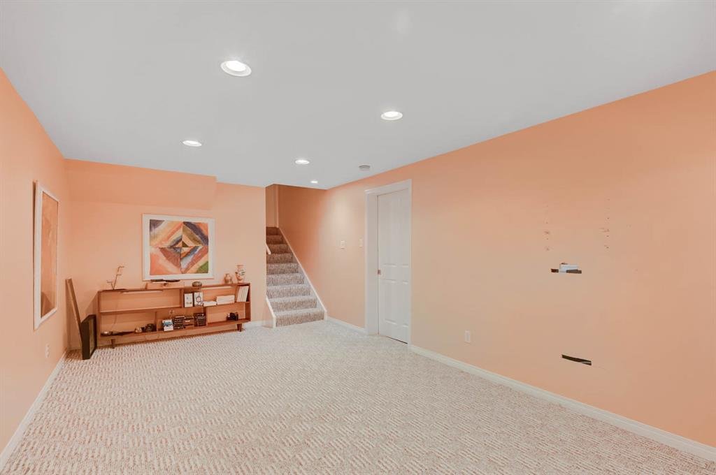 Available for Rent - Charming 4-Bedroom House with living and family room in a Prime Location!