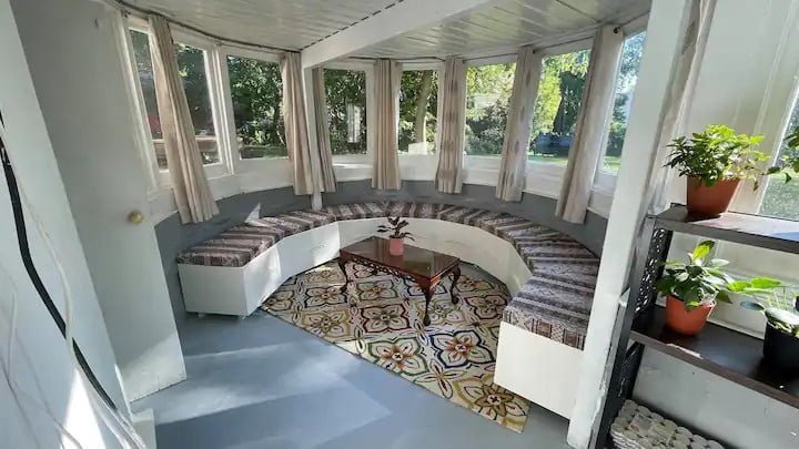 Furnished three bedroom house for monthly rental in Trenton.