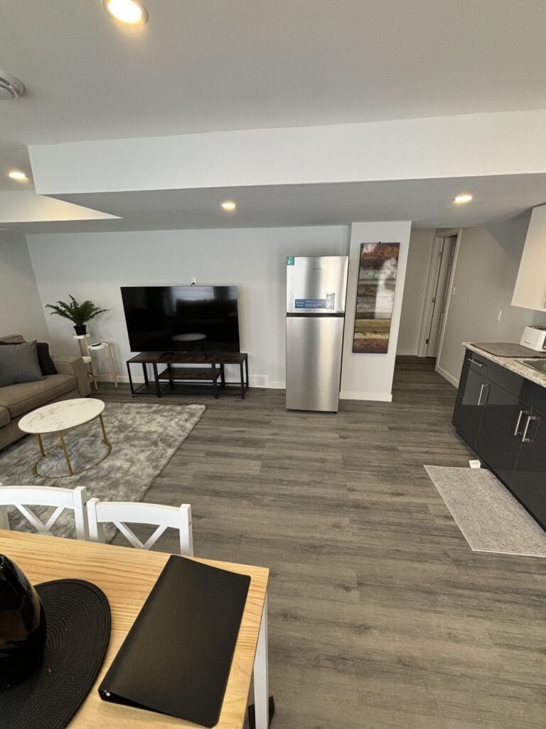 2 Bedroom walkout basement Apartment with Private entrance