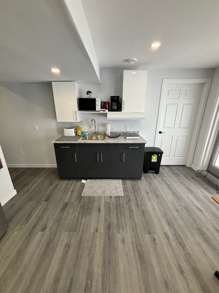 2 Bedroom walkout basement Apartment with Private entrance