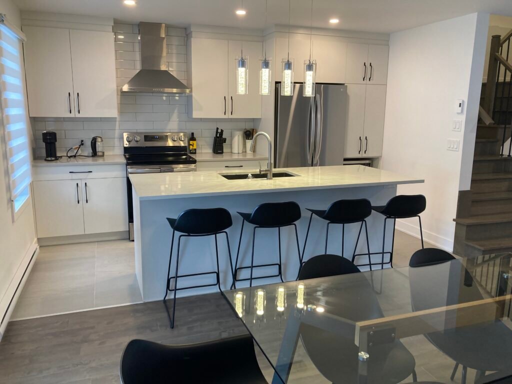 Splendid furnished house, all-inclusive - Westley sector of St-Hubert