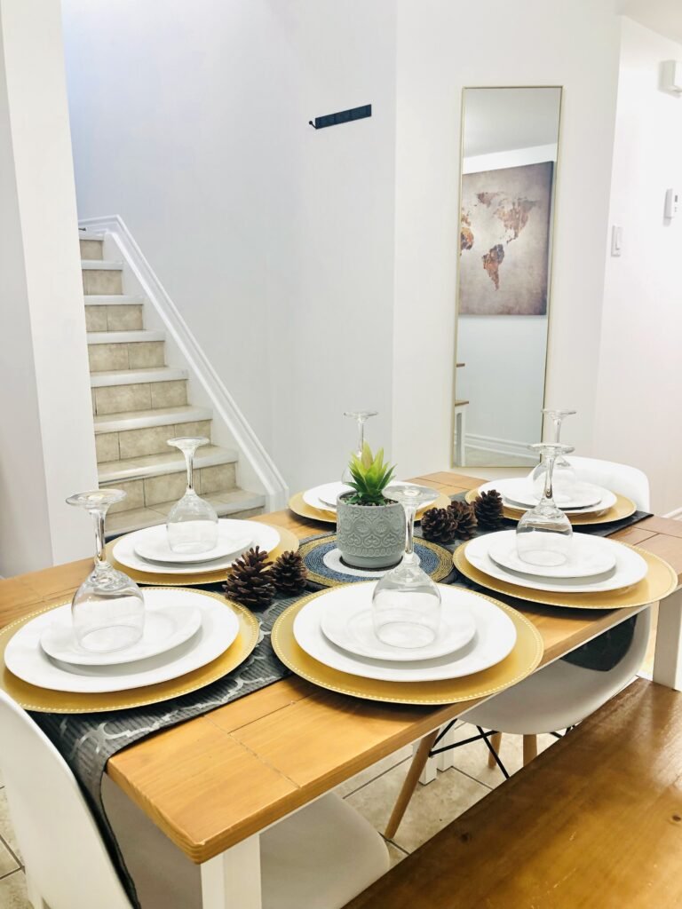 Luxurious 2 bed Apartment with Parking