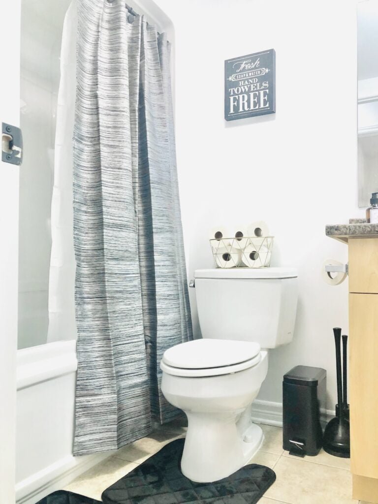 Luxurious 2 bed Apartment with Parking