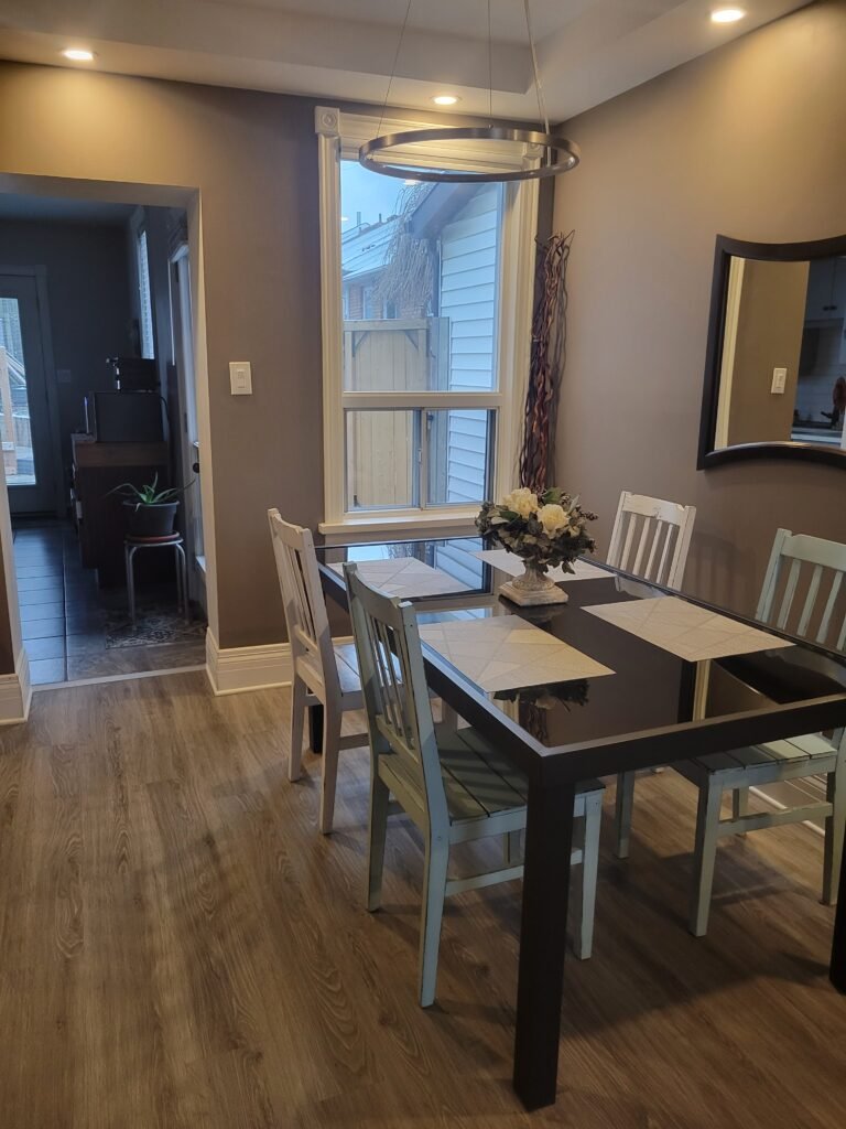 Private 2 bedroom house with flagstone patio and garden