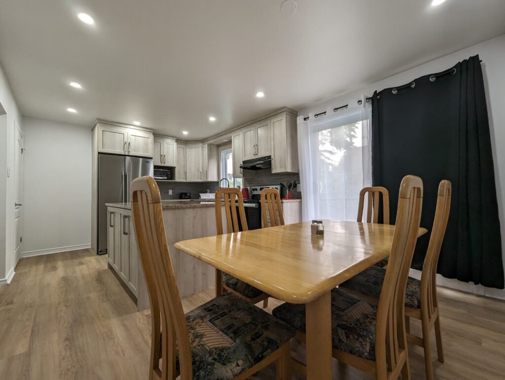 4 1/2 Semi-detached in Laval