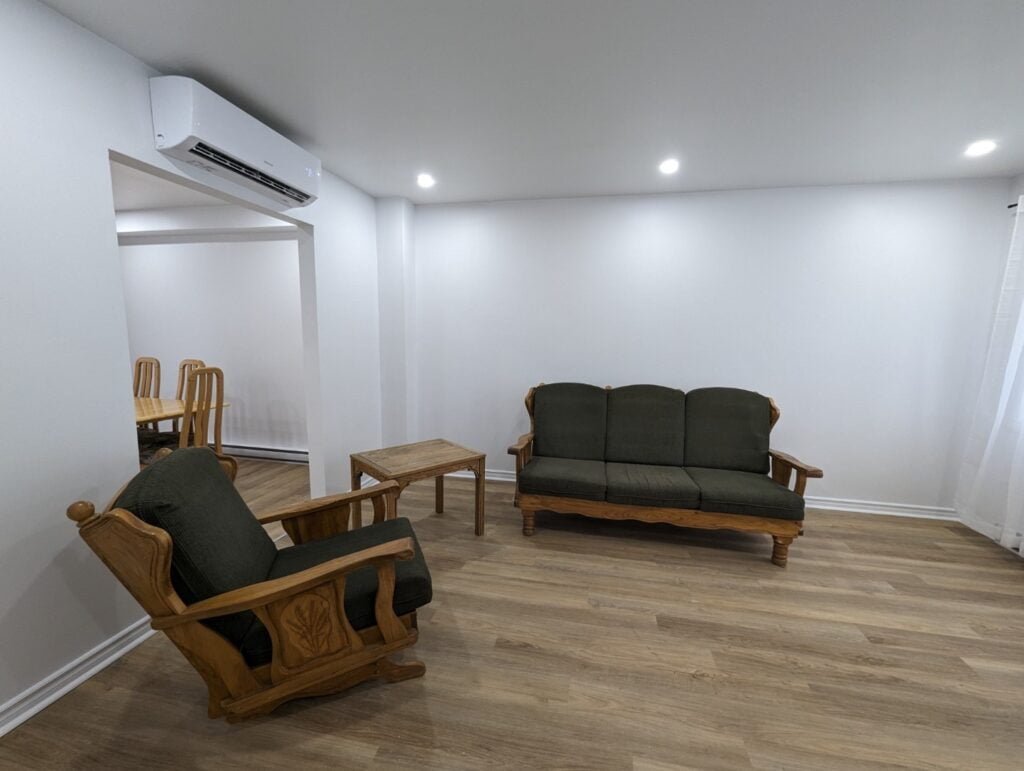 4 1/2 Semi-detached in Laval