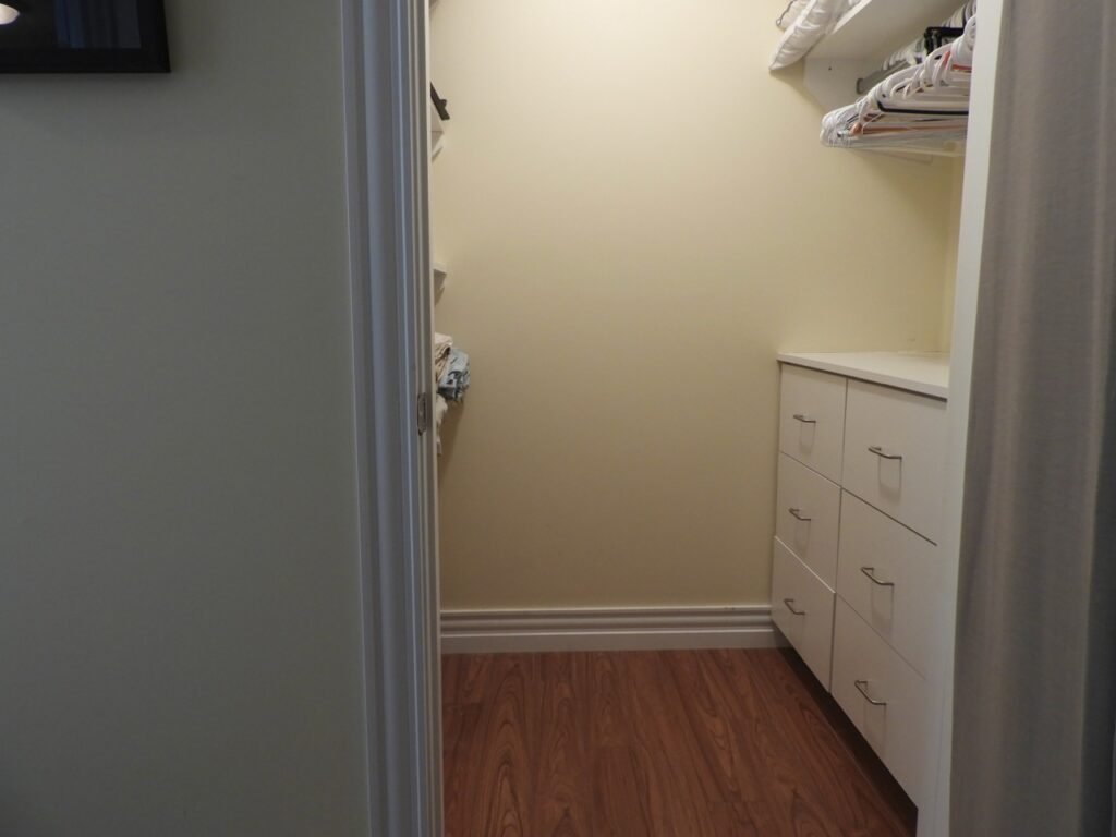 One Bedroom Furnished Apartment