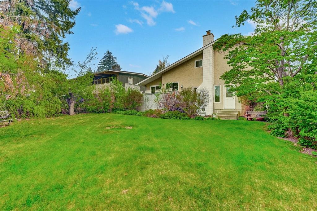 Available for Rent - Charming 4-Bedroom House with living and family room in a Prime Location!