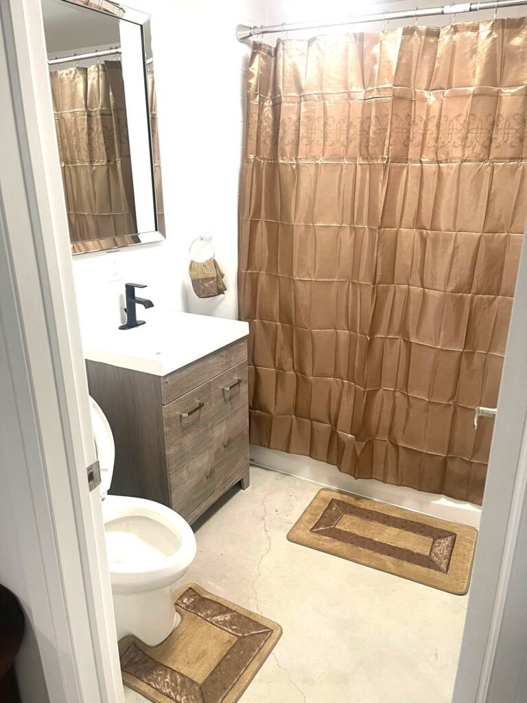 Hidden Gem w/ Free Parking